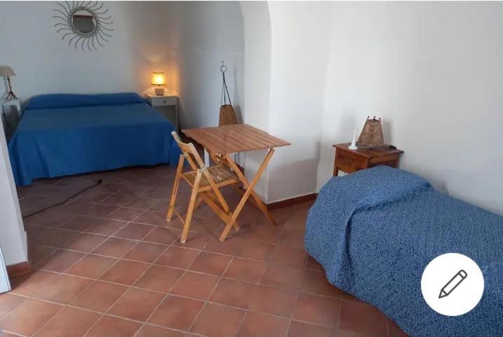Bed & Breakfast La Casa Di Zeffiro Malfa (Salina)