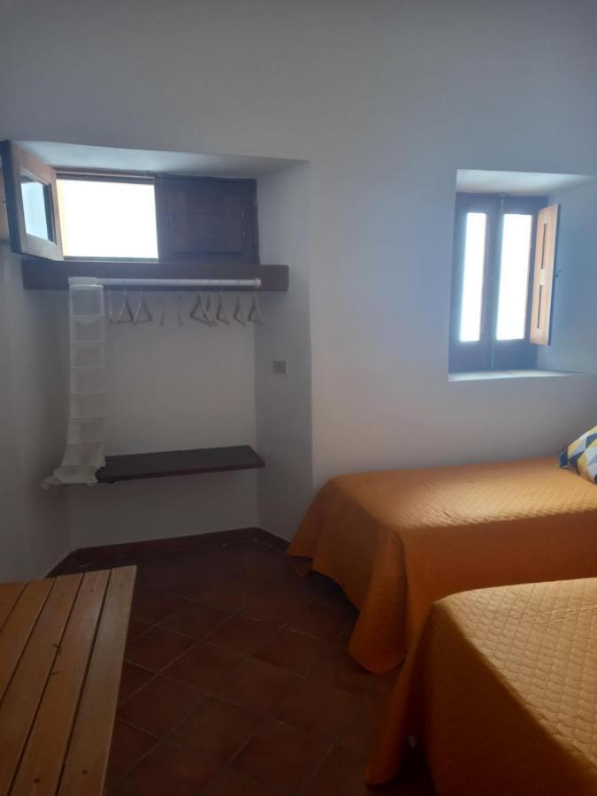 La Casa Di Zeffiro Malfa (Salina)
