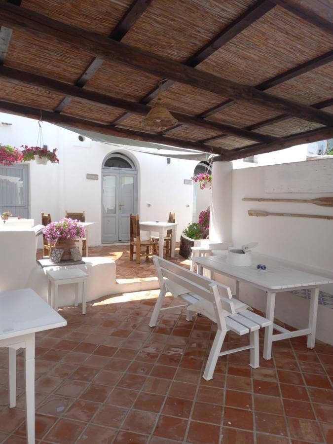 La Casa Di Zeffiro Bed & Breakfast Malfa (Salina)