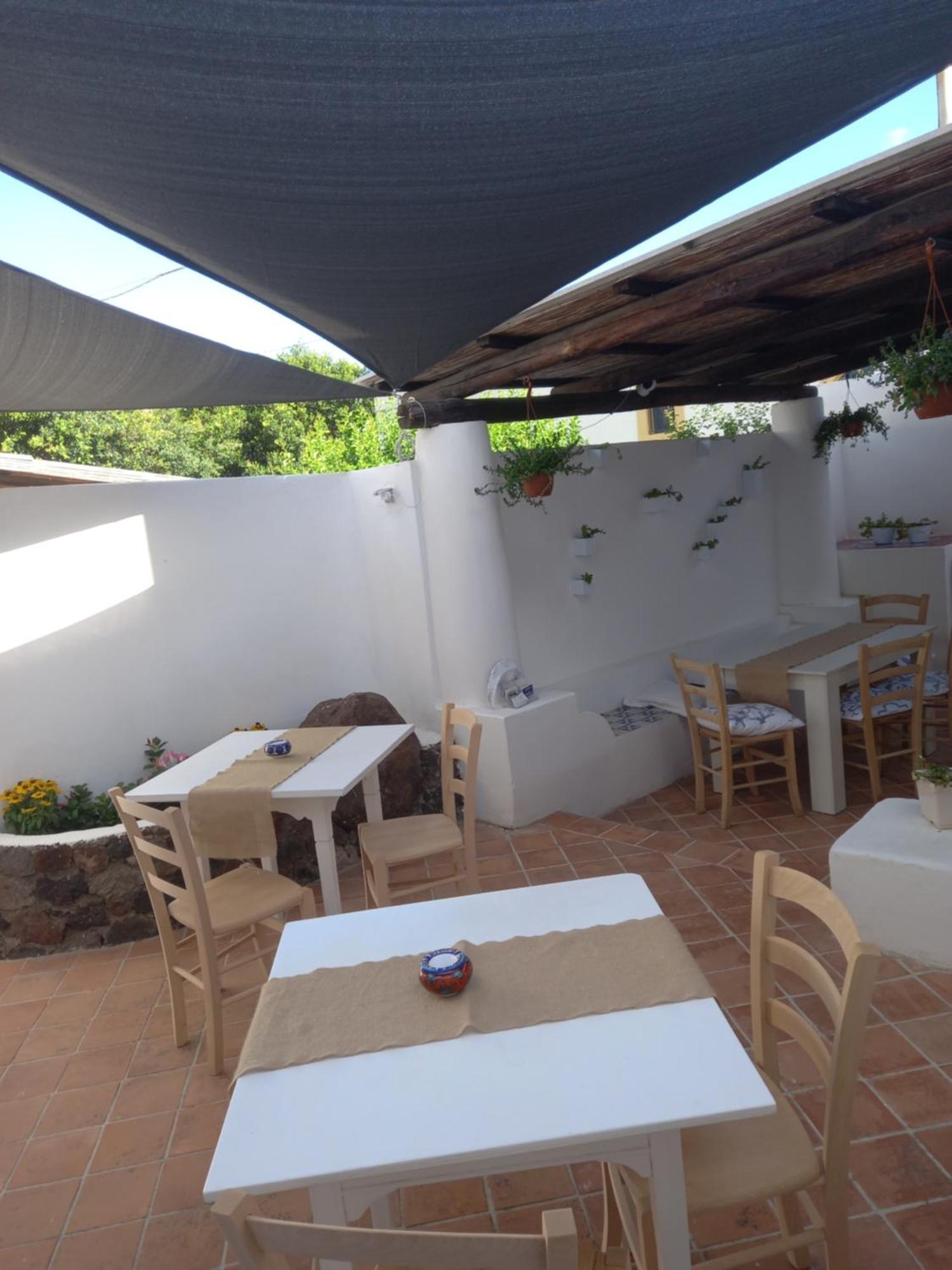 Bed & Breakfast La Casa Di Zeffiro Malfa (Salina)