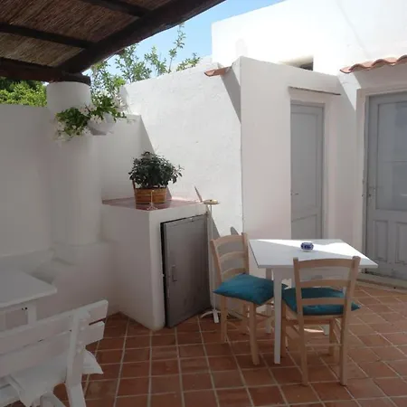 Bed and Breakfast La Casa Di Zeffiro à Malfa  Extérieur photo